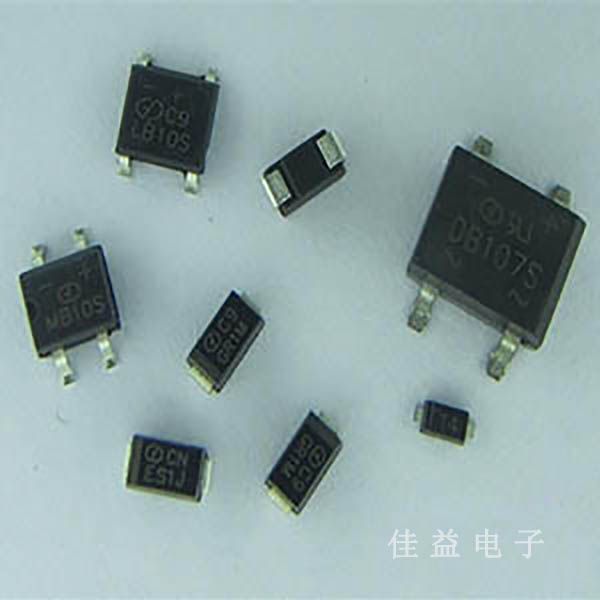 稳压二极管的主要参数